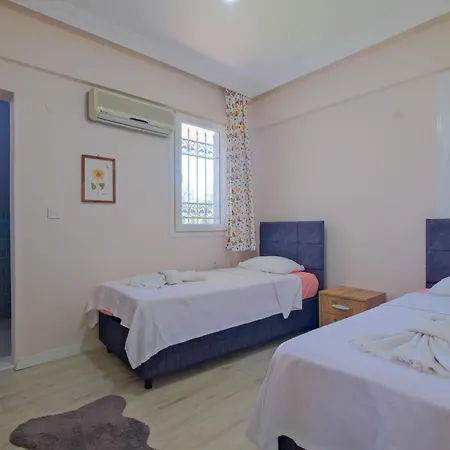 Lavin Villa *